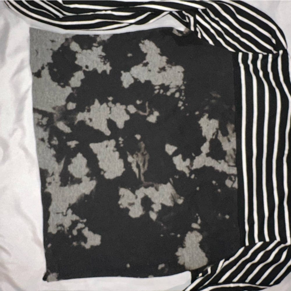 Unique Bleach And Striped Patterned Long Sleeve T… - image 4